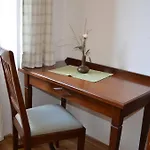 אכסניה Stiftsberg - Bildungs- Und Freizeitzentrum *