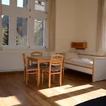 אכסניה Stiftsberg - Bildungs- Und Freizeitzentrum *