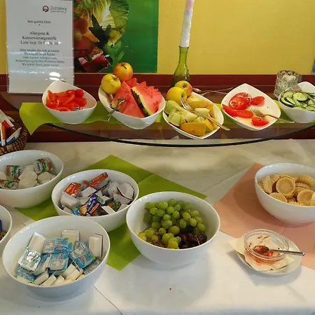 Stiftsberg - Bildungs- Und Freizeitzentrum Хостел Kyllburg