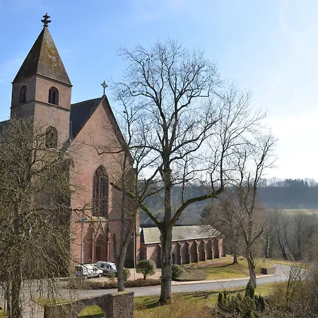Stiftsberg - Bildungs- Und Freizeitzentrum Хостел Kyllburg