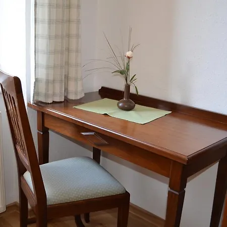 Hostel Stiftsberg - Bildungs- Und Freizeitzentrum *