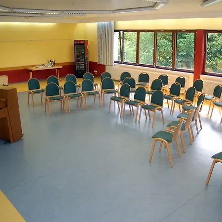 Stiftsberg - Bildungs- Und Freizeitzentrum Хостел *