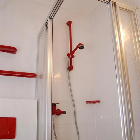 Stiftsberg - Bildungs- Und Freizeitzentrum Хостел Kyllburg