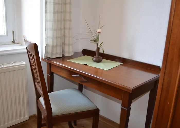 Vandrarhem Stiftsberg - Bildungs- Und Freizeitzentrum *