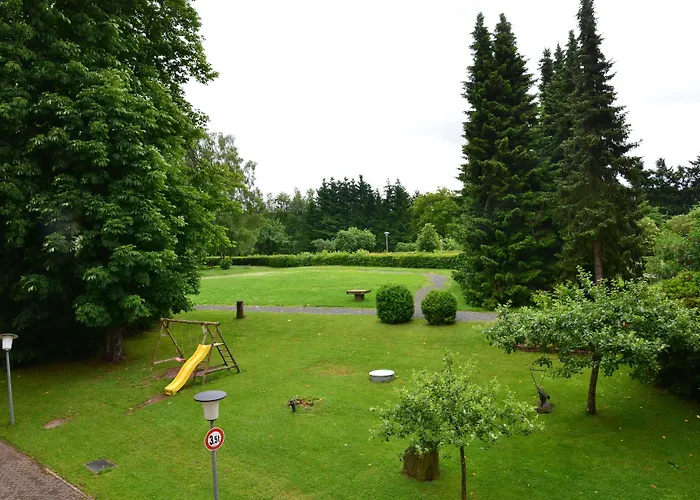 Stiftsberg - Bildungs- Und Freizeitzentrum Vandrarhem *