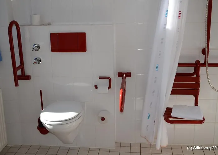 Stiftsberg - Bildungs- Und Freizeitzentrum Vandrarhem