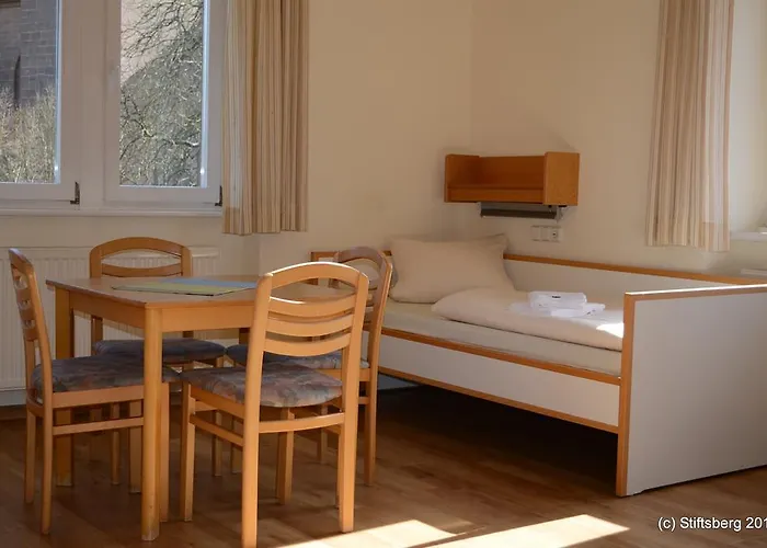 Stiftsberg - Bildungs- Und Freizeitzentrum