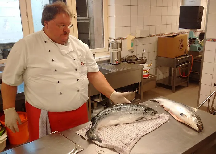 Stiftsberg - Bildungs- Und Freizeitzentrum Vandrarhem *